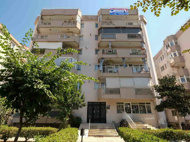 ÇANAKKALE BARBAROS MAHALLESİ’NDE BOĞAZ MANZARALI SATILIK 2+1 DAİRE