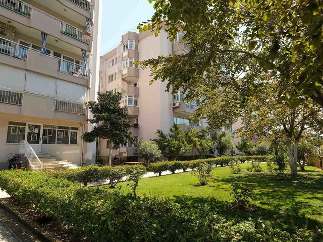 ÇANAKKALE BARBAROS MAHALLESİ’NDE BOĞAZ MANZARALI SATILIK 2+1 DAİRE