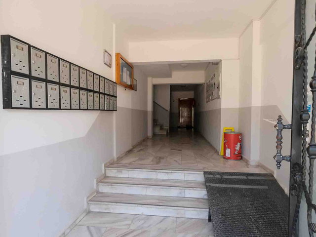 ÇANAKKALE BARBAROS MAHALLESİ’NDE BOĞAZ MANZARALI SATILIK 2+1 DAİRE