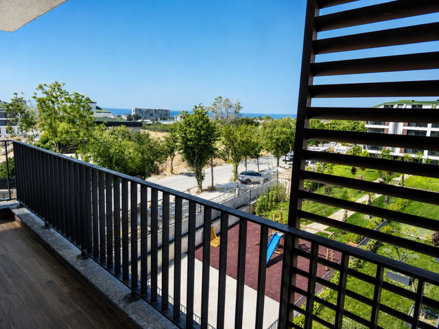 BÜYÜKÇEKMECE CELALİYE LÜKS SİTEDE SATILIK SIFIR 2+1 DAİRE