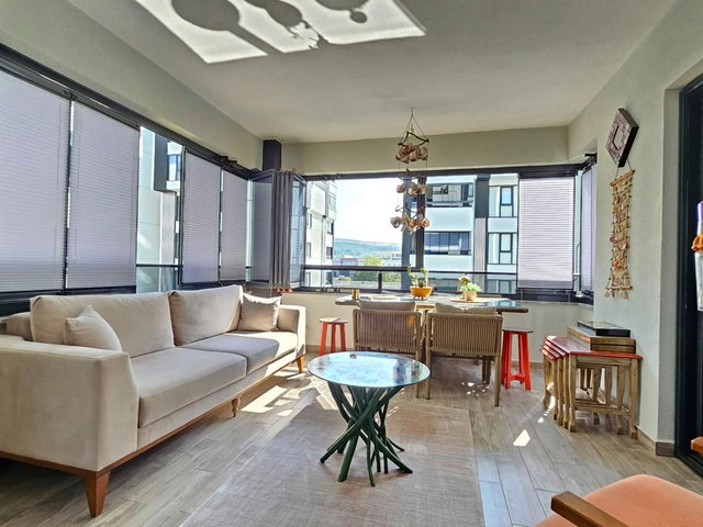 REMAX BEYAZ KAYAPA MAH. HAVUZLU SITEDE SATILIK 3+1 DAIRE