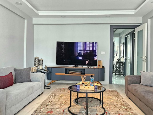 REMAX BEYAZ KAYAPA MAH. HAVUZLU SITEDE SATILIK 3+1 DAIRE