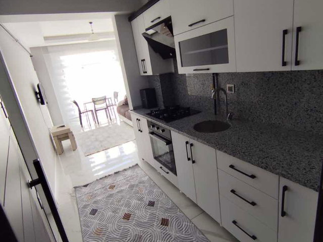 REMAX DEM'DEN CADDE ÜZERİNDE 1+1 EŞYALI DAİRE