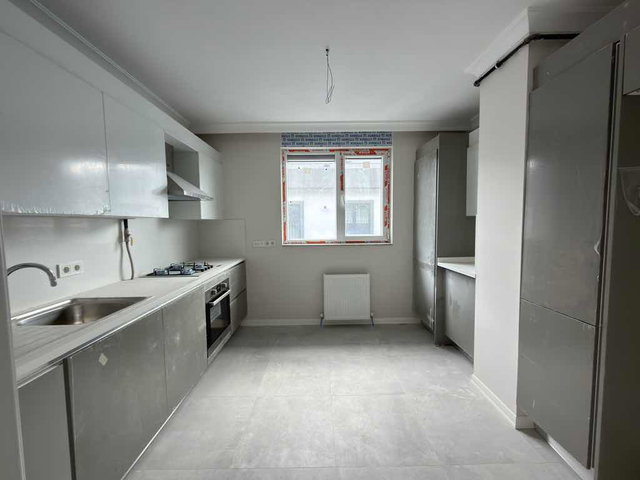 BAKIRKÖY’DE SIFIR 3+2 | 220 M² BRÜT  | 5. KAT (ÇATI KATI) | 3 BANYO