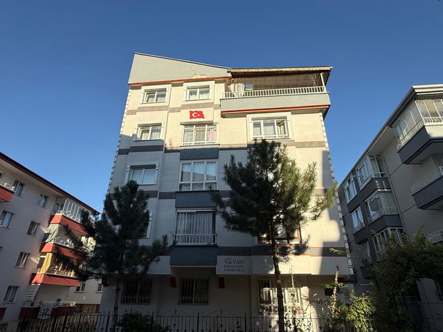 ETİMESGUT KAZIM KARABEKİR’DE  5+1 TERASLI DUBLEKS DAİRE