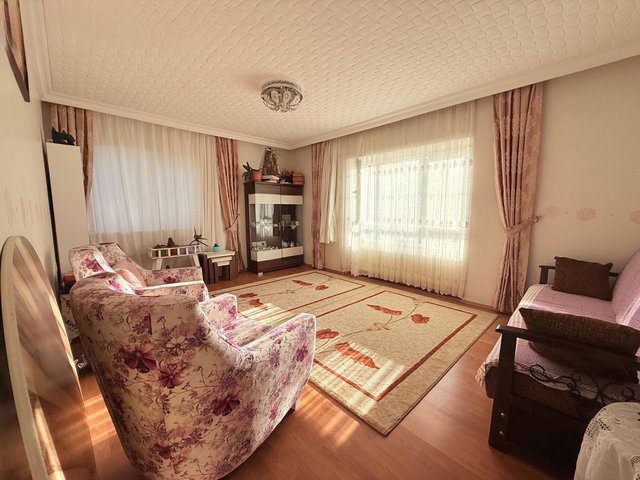 ETİMESGUT KAZIM KARABEKİR’DE  5+1 TERASLI DUBLEKS DAİRE