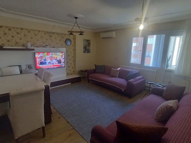 REMAX PRO ESRA ÖZKAN'DAN İZMİR MENEMENDE 3+1
