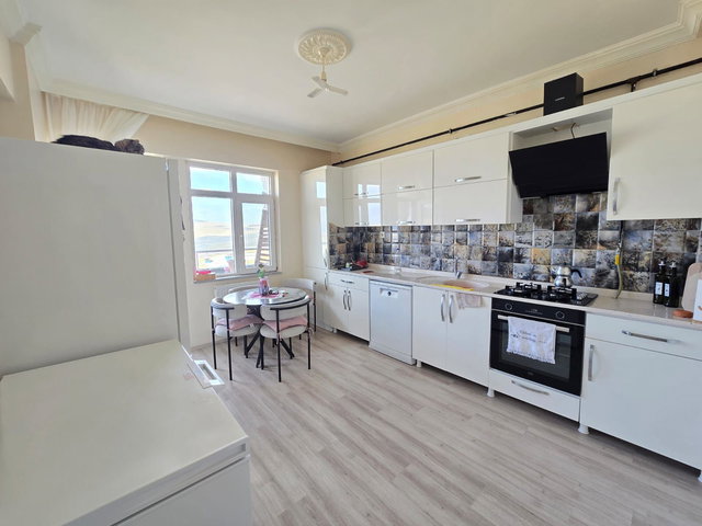 REMAX İLKE'DEN HİLALKENT'TE 3+1 SATILIK DAİRE
