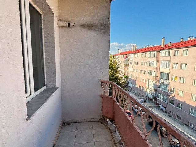 REMAX İLKE'DEN ŞÜKRÜPAŞA'DA 3+1 SATILIK DAİRE