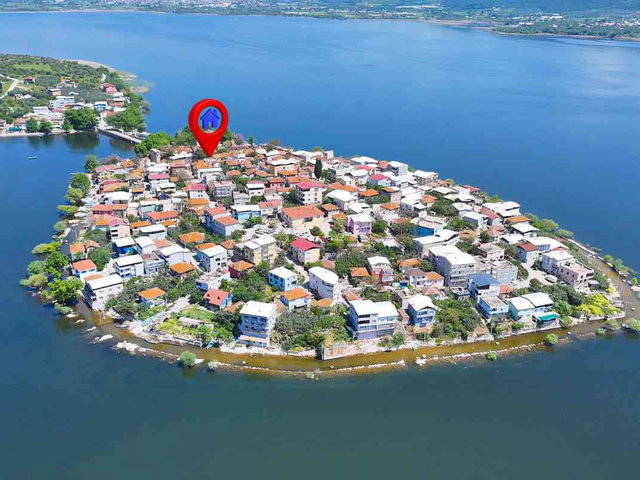 REMAX BEYAZ GÖLYAZI KÖYÜNDE KİRALIK 2+1 DAİRE