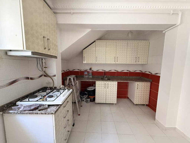BAĞCILAR DEVLET HASTANE KARŞISI BAHÇE KULLANIMLI 2+1 KİRALIK