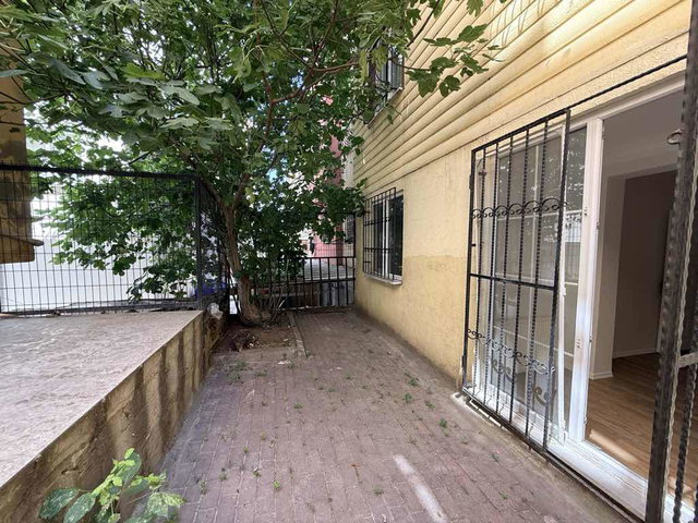 BAĞCILAR DEVLET HASTANE KARŞISI BAHÇE KULLANIMLI 2+1 KİRALIK