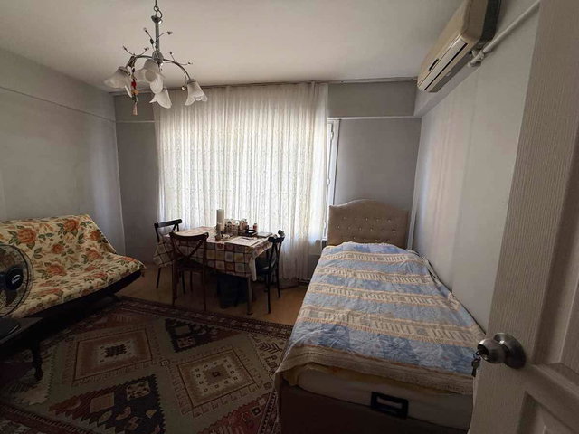 ŞİRİNEVLER'DE MERKEZİ KONUMDA YATIRIMLIK SATILIK 3+1 DAİRE
