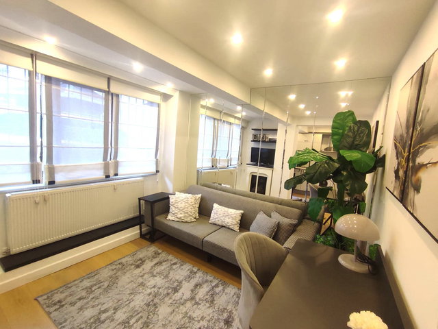 KARTAL YAKACIK ÇARŞI EŞYALI 1+1 SATILIK DAİRE