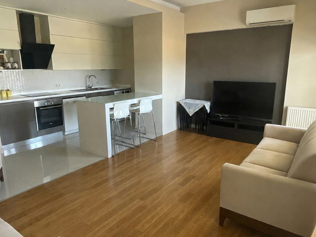 MAVİŞEHİR MODDA SİTESİ’NDE HAVUZ CEPHELİ, EŞYALI 2+1 KİRALIK DAİRE