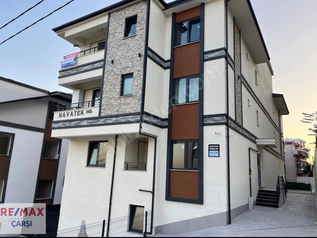 GÜNDOĞDU'DA ŞEHIR HASTANESI MANZARALI SIFIR 2+1 KIRALIK DAIRE