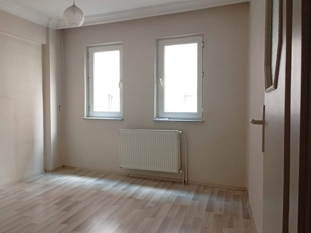 REMAX BEYAZ MURADİYE HAMZABEY MAHALLESİN DE 3+1 SATILIK DAİRE