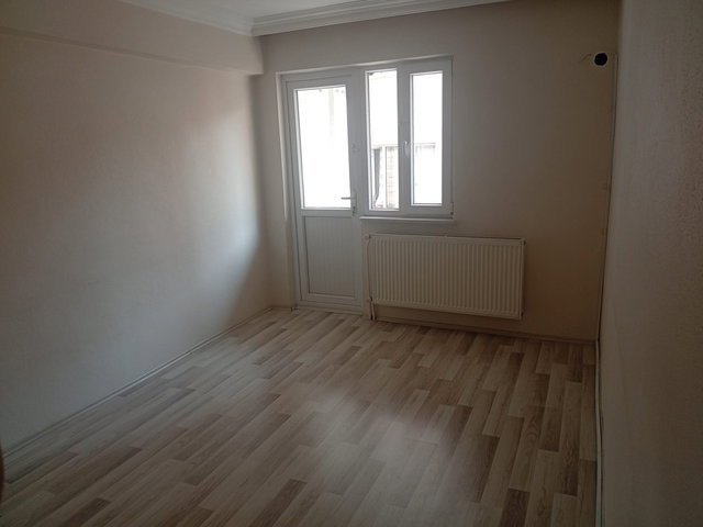 REMAX BEYAZ MURADİYE HAMZABEY MAHALLESİN DE 3+1 SATILIK DAİRE