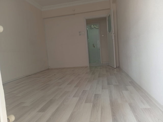REMAX BEYAZ MURADİYE HAMZABEY MAHALLESİN DE 3+1 SATILIK DAİRE