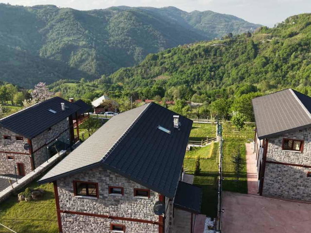 EŞSİZ DOĞA MANZARALI SATILIK ÖZEL TASARIM TAŞ EV VİLLA