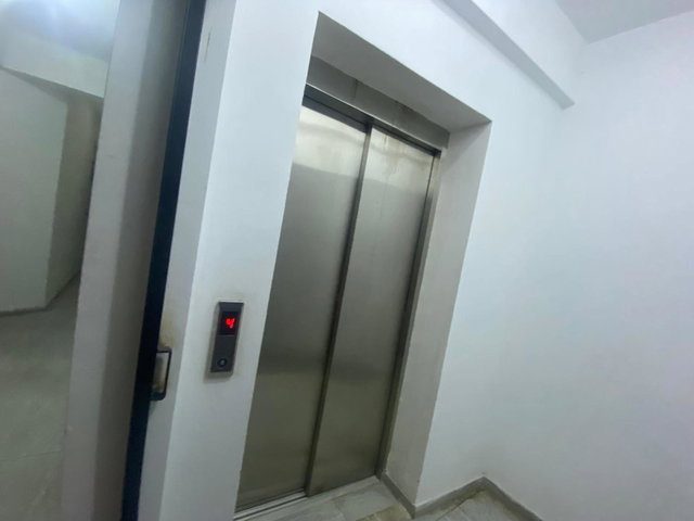 192 BAYRAKLI GÜMÜŞPALA'DA ARA KAT, BALKONLU 2+1 DAİRE