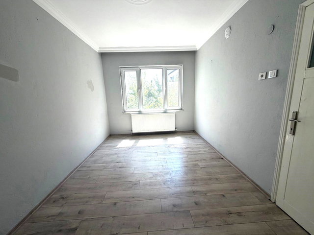 RE/MAX İNCİ'DEN HASAN BASRİ ÇANTAY MAH.’DE 2+1 KİRALIK DAİRE
