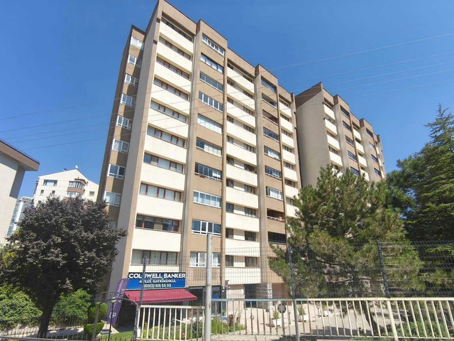 ORAN MAHALLESİNDE ÖRMES SİTESİ, 195M2 EŞSİZ MANZARALI 4+1 DAİRE