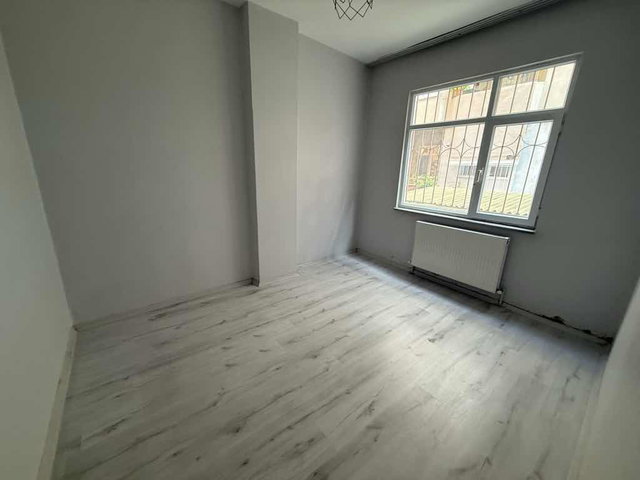 ￼KARADENİZ MAHALLESİNDE SATILIK 2+1 GİRİŞ KAT DAİRE