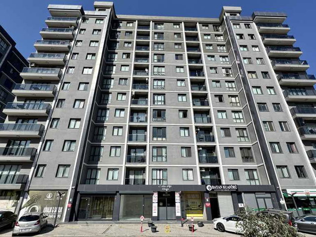 ESENYURT BARBAROS HAYRETTIN PAŞA MAHALLESI’NDE TUTKU LIFE CENTER’DA 2 + 1 93 METRE² SITE IÇI CEPHE