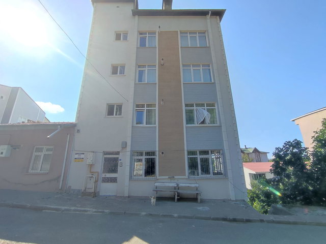 REMAX PARLA DAN KALKANCI’DA KİRALIK 3+1 DAİRE