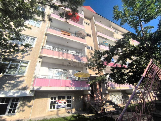 RE/MAX LACİVERT'TEN KAYAKYOLU'NDA KİRALIK 3+1 BODRUM KAT DAİRE