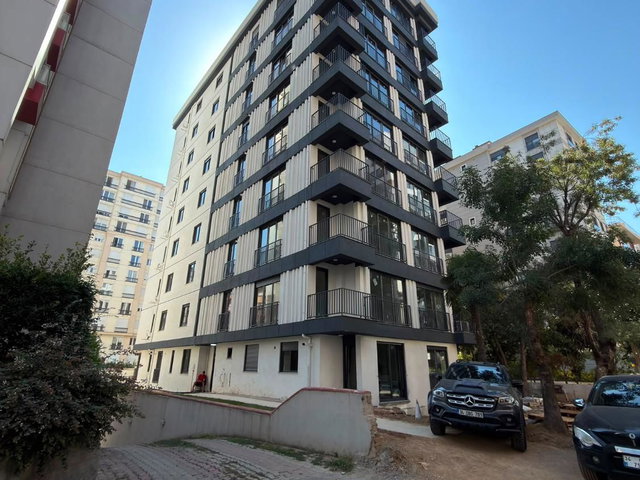 ERENKÖY DEĞERBİLİR SOKAKTA 1+1 70 M2 SATILIK GÜNEY CEPHE
