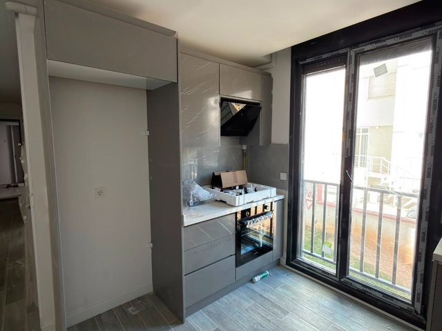 ERENKÖY DEĞERBİLİR SOKAKTA 1+1 70 M2 SATILIK GÜNEY CEPHE