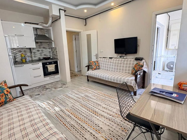 MURADİYE MERKEZ’DE EŞYALI 1+1 KİRALIK DAİRE