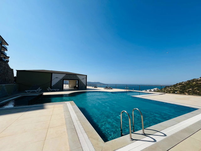 FULL DENİZ MANZARALI SIFIR 1+1 DAİRE