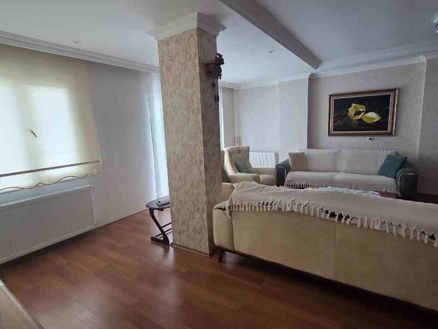 AVCILAR DENİZKÖŞKLER’DE 3+2 GENİŞ 230 M² DAİRE | DOĞU-GÜNEY CEPHE | BALKONLU