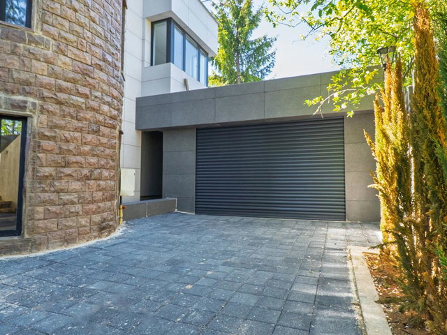 İNCEK’TE ÖZEL TASARIM 1050 M2 HAVUZLU KIŞ BAHÇELİ LÜKS VİLLA