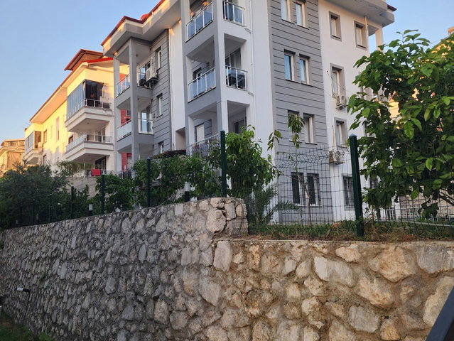 HAVUZLU SİTE İÇERİSİNDE UZUN DÖNEM EŞYALI KİRALIK DAİRE