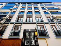 18 KARŞIYAKA ŞEMİKLER'DE ARA KAT SATILIK 2+1 DAİRE