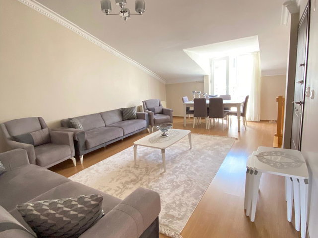 GAZİOSMANPAŞA’DA 210 M² BRÜT 4+1 | 3. KAT | 4 CEPHELİ | KAT MÜLKİYETLİ TAPULU