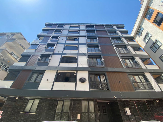 BAHÇELİEVLER HÜRRİYET MAHALLESİ’NDE  KAPALI OTOPARKLI 3+1 SATILIK DAİRE