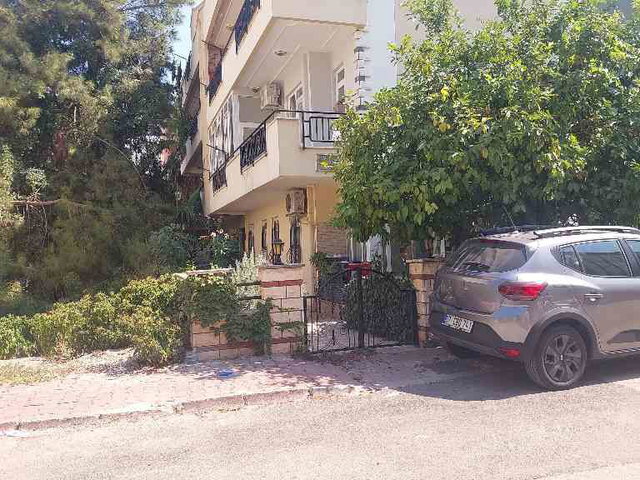 ALTINKUM'DA GENİŞ FULL EŞYALI BAHÇEDEN DE GİRİŞİ OLAN 1+1 DAİRE