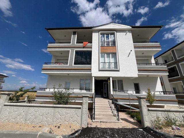 REMAX İLKE'DEN DADAŞKENT'TE 1+1 EŞYALI KİRALIK DAİRE