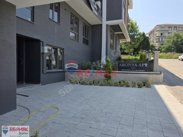 YALOVA ADNAN MENDERES'TE SATILIK 2+1 DAİRE