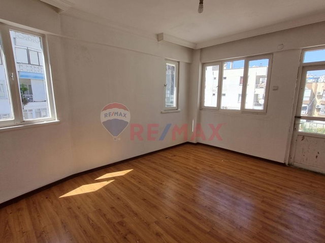 ANTALYA MURATPAŞA MİLLİ EGEMENLİK CAD.KIRALIK 110M2 ,2+1 DAIRE