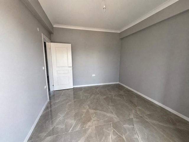 BALIKESIR GÖMEÇ'TE DENIZE 200 METRE DOĞA MANZARALI 2+1 DAIRE