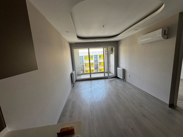 GAZIOSMANPAŞA MERKEZ MH. BEYAZ REZIDANS BEZCI 5.KAT 1+1 BALKONLU