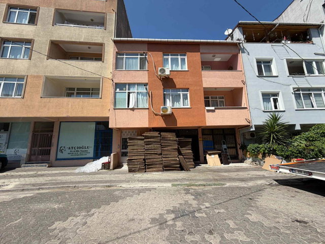ESATPAŞA MAHALLESİ DÜZOVA SOKAK 2+1 BOŞ KİRALIK DAİRE