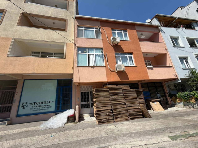 ESATPAŞA MAHALLESİ DÜZOVA SOKAK 2+1 BOŞ KİRALIK DAİRE