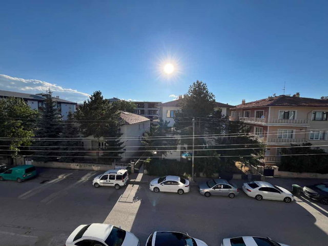 REMAX DEM'DEN ATATÜRK MAHALLESİNDE 3+1 145M2 KİRALIK DAİRE